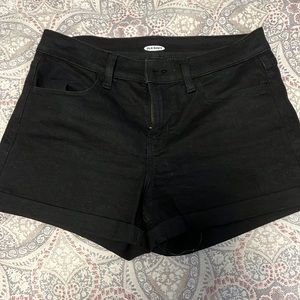 Old Navy Black Jean Shorts - Size 6
